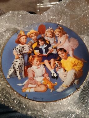 5 Decorative Children and Pets Collector Plate - Blue Background